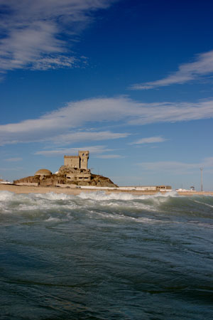  Tarifa´s Castle viwed from the sea